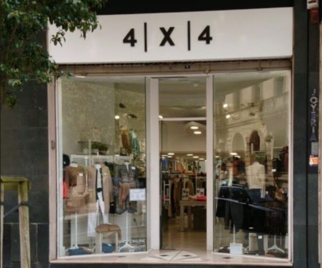 4×4
