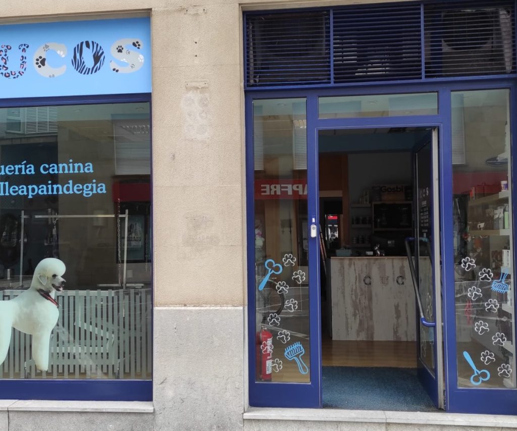 CUCOS PELUQUERÍA CANINA