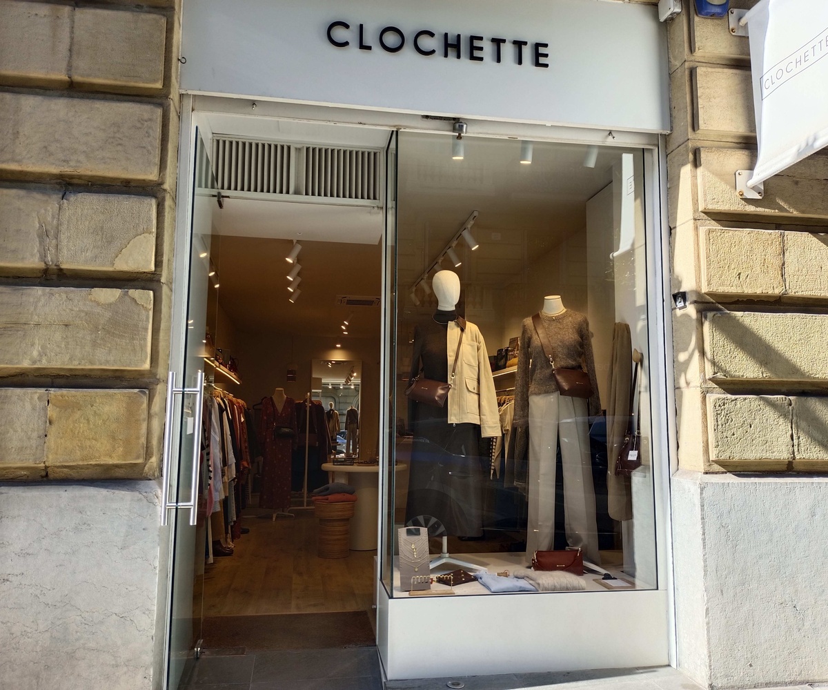 CLOCHETTE