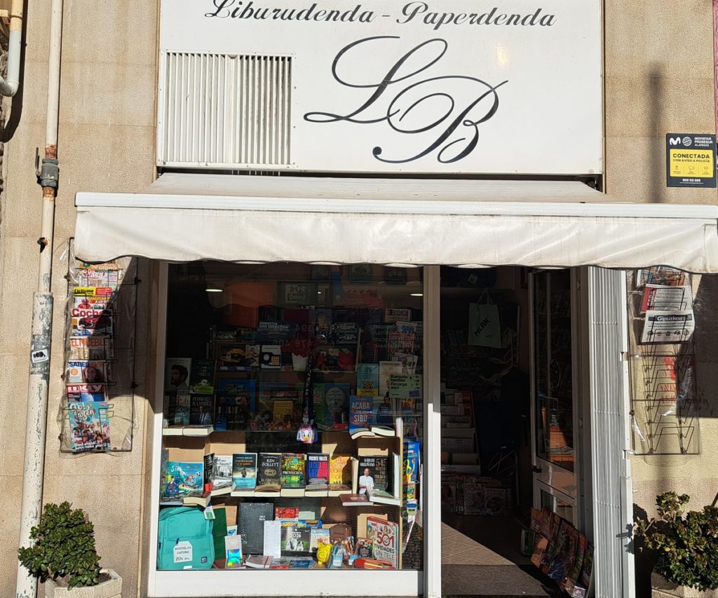 LIBRERÍA L.B