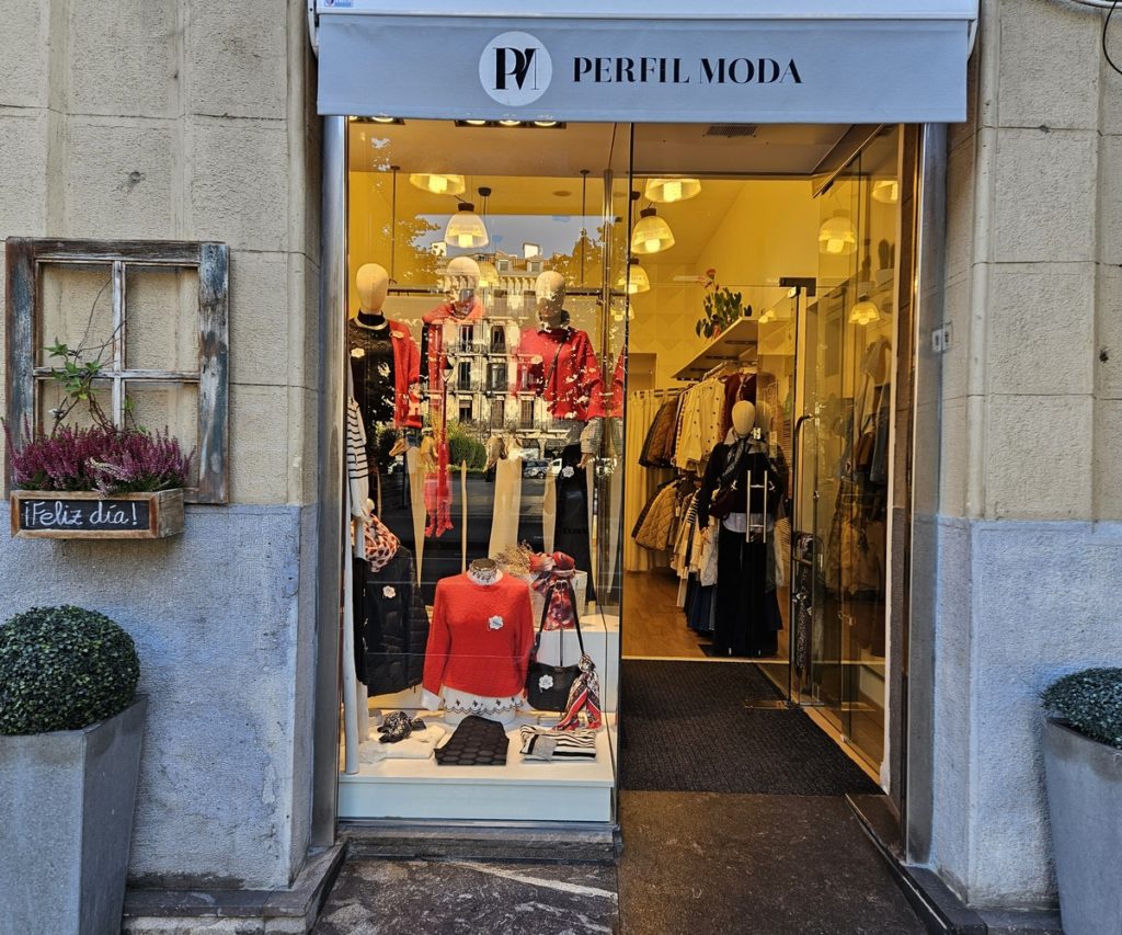 PERFIL MODA