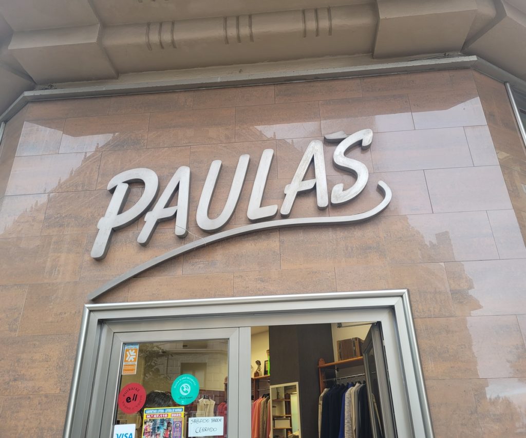 PAULA’S