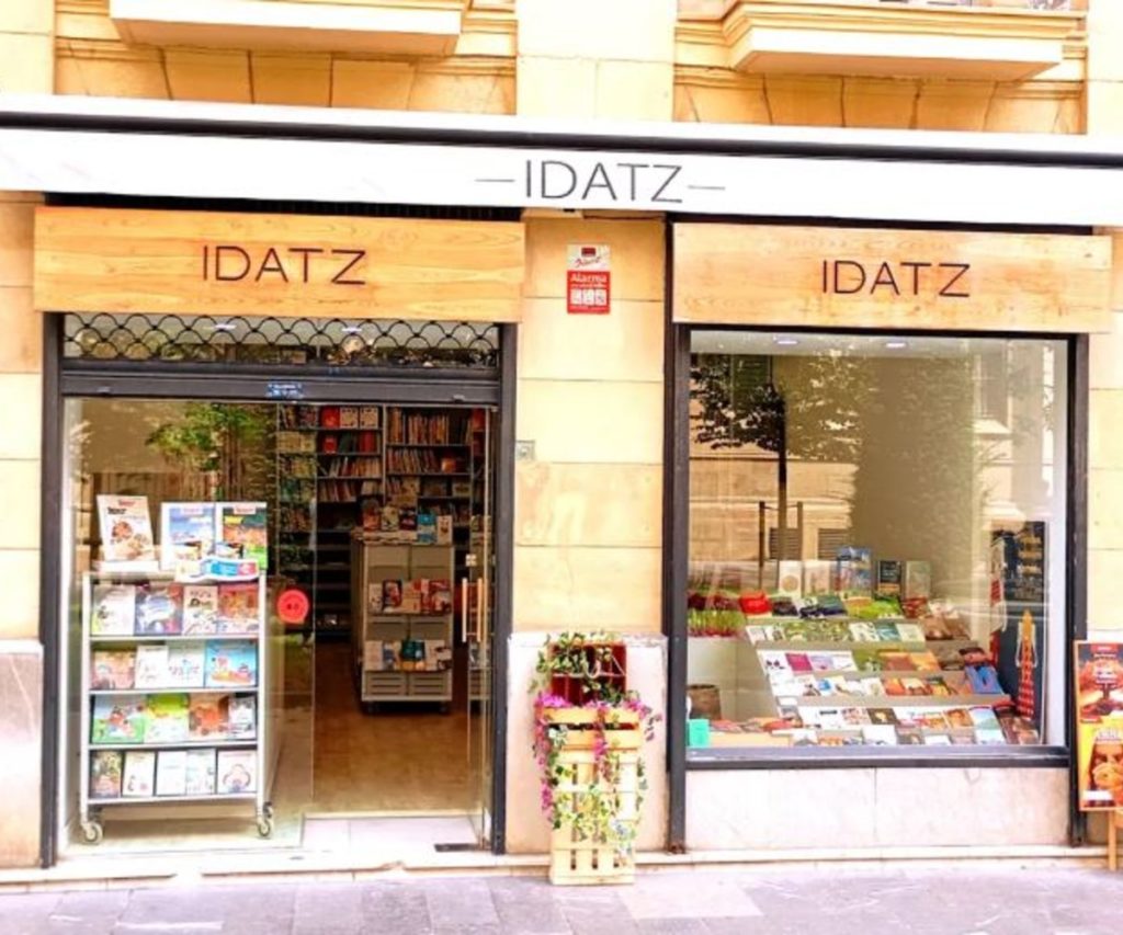IDATZ LIBURUDENDA