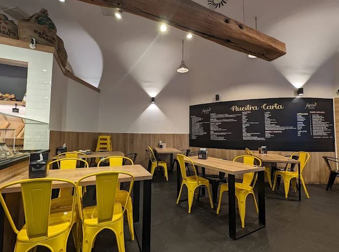FUSIÓN CAFÉ & PANADERÍA GROS