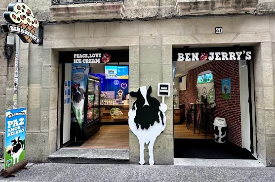 BEN & JERRYS
