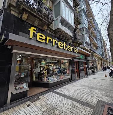 FERRETERÍA ORIA
