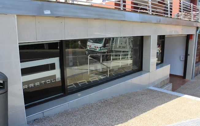 MUEBLES ARRATOLE