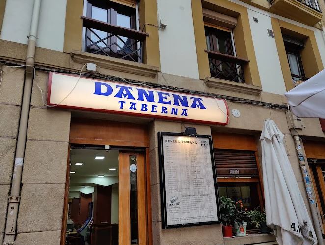 BAR DANENA