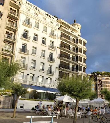 HOTEL NIZA